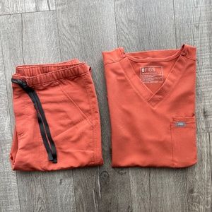 Figs (Terracotta, Men, Medium, Top + Bottom)